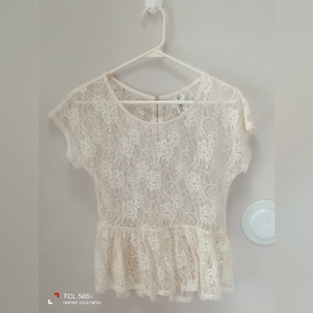 Elegant Lace Peplum Top - Cream